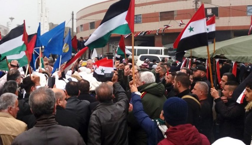 تظاهرات ساکنان جولان اشغالی سوریه علیه تصمیم ترامپ +عکس
