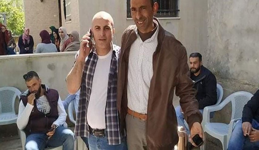 الإفراج عن الأسير عبد الهادي الهمشري بعد 16 عاما بالسجون
