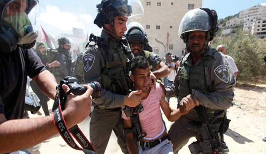 مركز حقوقي: 505 انتهاكات للاحتلال ومستوطنيه خلال مارس
