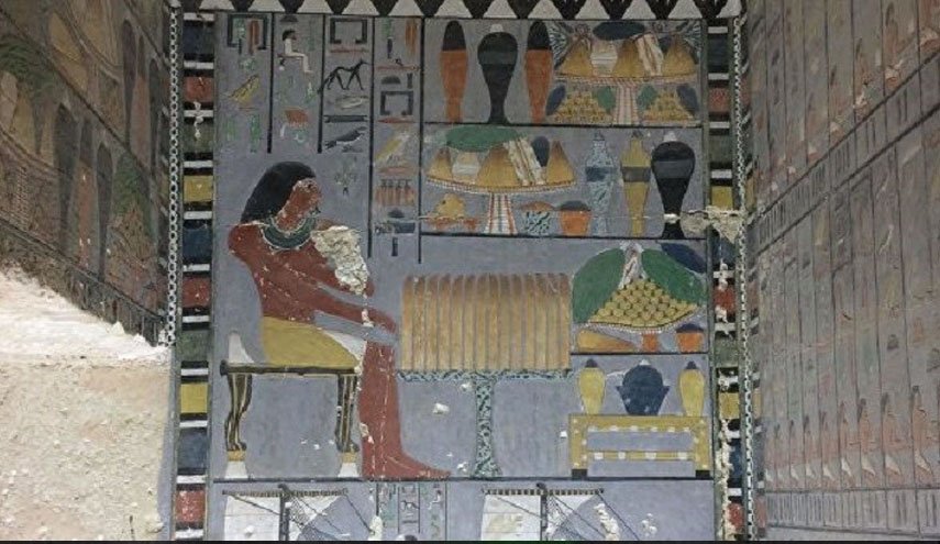 مصر تكتشف مقابر منهوبة تعود للفراعنة الأوائل