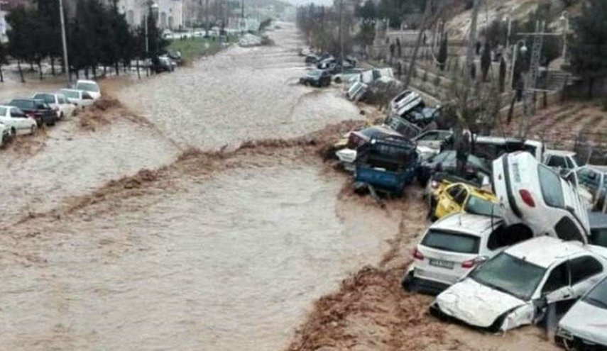 ارتفاع حصيلة ضحايا السيول في ايران الى 70 شخصا