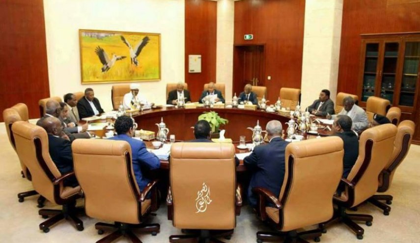 مجلس الدفاع السوداني يحث على الحوار مع كافة الفئات والتراضي الوطني