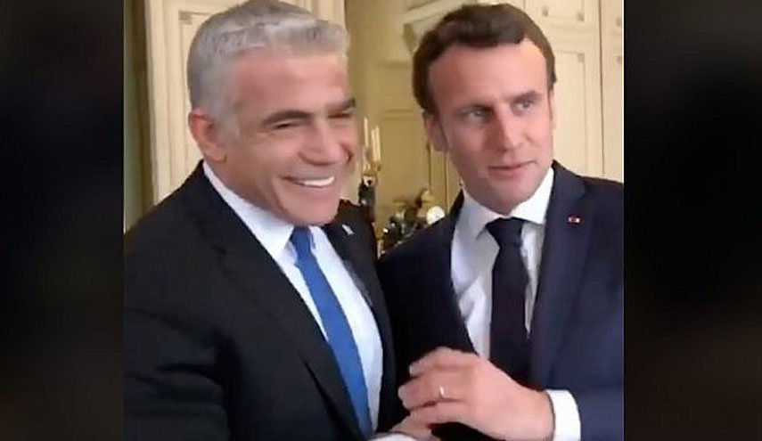 مکرون رقیب انتخاباتی نتانیاهو را به پاریس دعوت کرد
