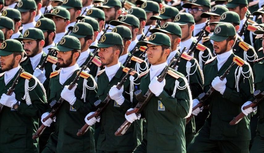 تروریستی قلمداد کردن سپاه ناشی از استیصال ترامپ در برابر ایران است/ آمریکا به فکر سفارش تابوت برای سربازانش باشد