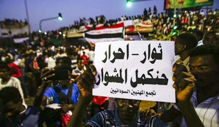 المعارضة السودانية ترفض خطاب رئيس المجلس العسكري