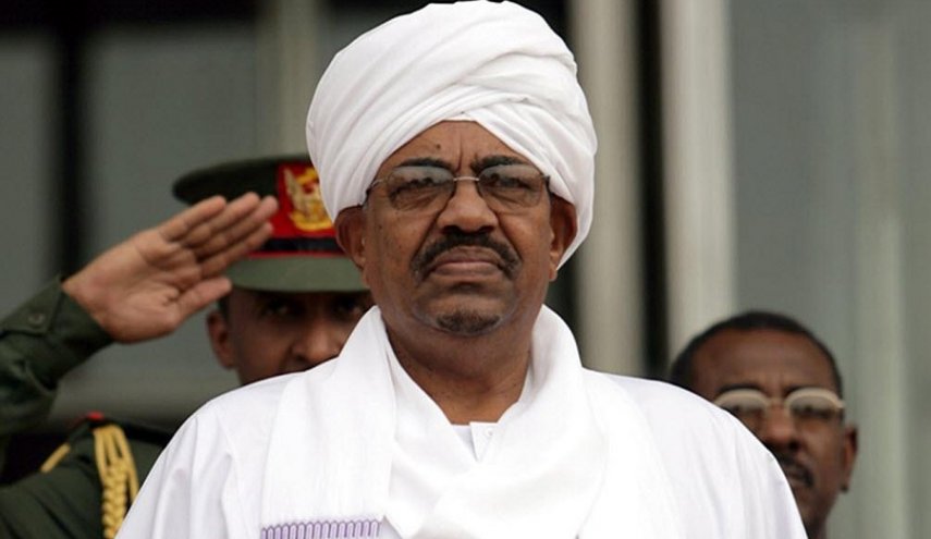 تازه ترین تحولات سودان | حمایت انگلیس از شورای نظامی انتقالی سودان/ عمر البشیر طی چند روز آینده محاکمه می‌شود