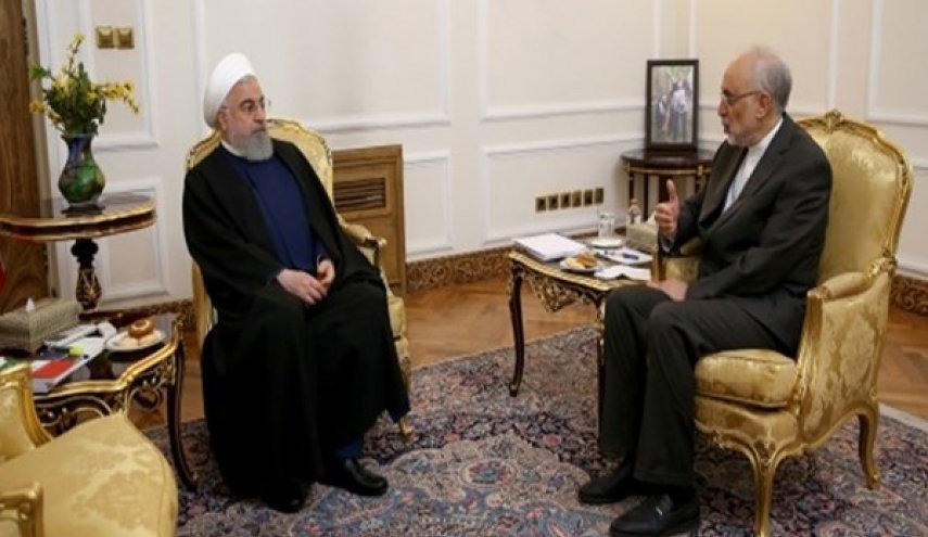 صالحي يرفع تقريرا عن اداء منظمة الطاقة الذرية للرئيس روحاني