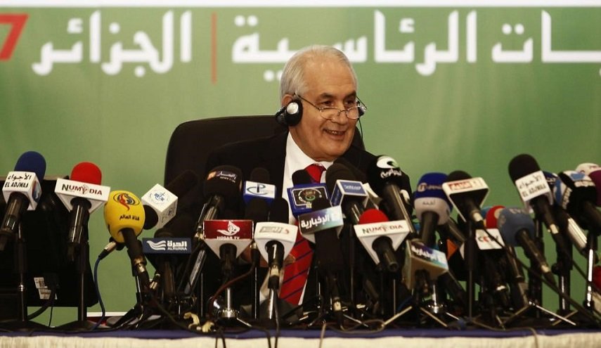 استقالة الطيب بلعيز رئيس المجلس الدستوري في الجزائر