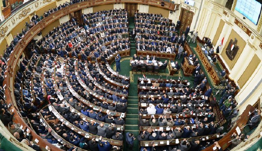 البرلمان المصري يبحث تعديلات دستورية تمدد فترة حكم السيسي