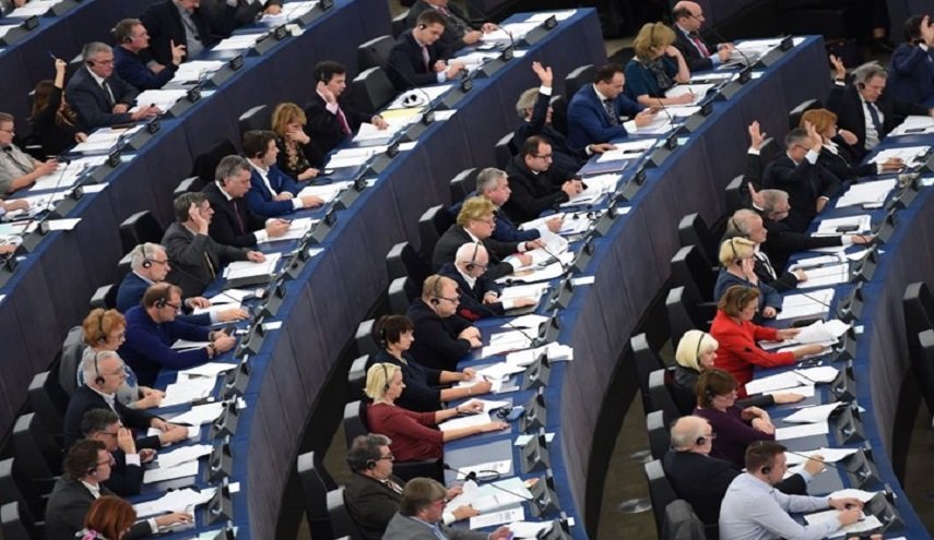 البرلمان الأوروبي يجري تعديلات على منح تأشيرات الدخول