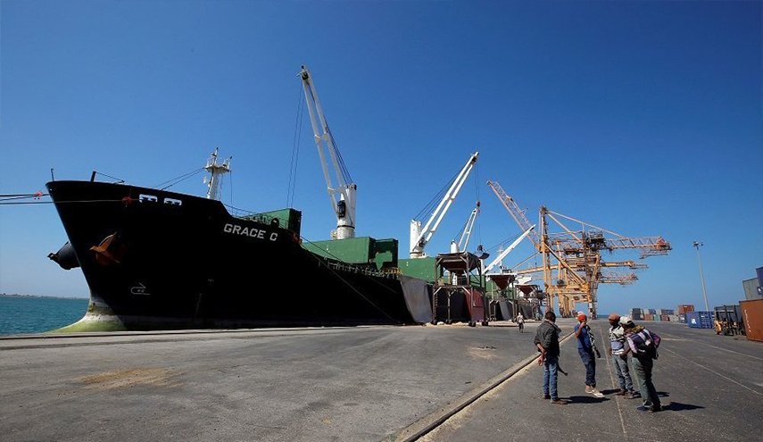 شركة النفط اليمنية تنفي وصول أربع سفن إلى ميناء الحديدة