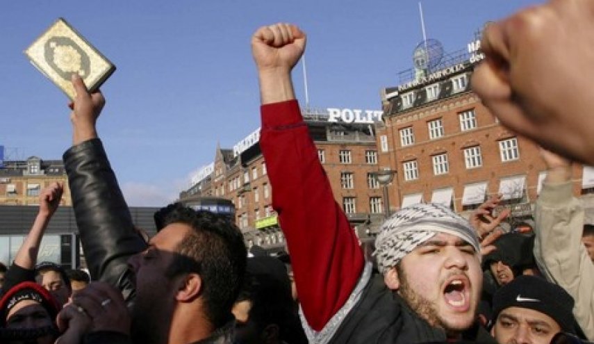 مسيرة لمسلمي الدنمارك احتجاجا على الإساءة للقرآن