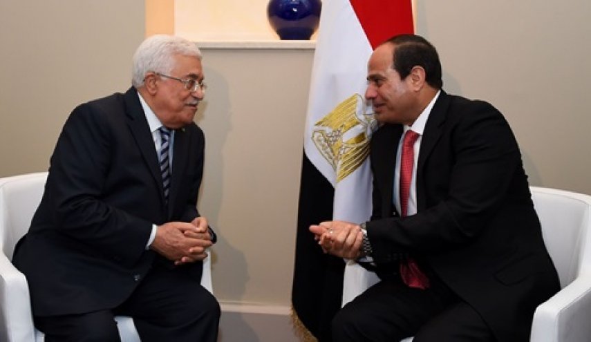 عباس في القاهرة لبحث 
