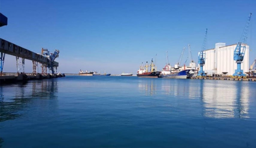 خبير سوري يكشف تأثير تأجير ميناء طرطوس لروسيا على الاقتصاد السوري
