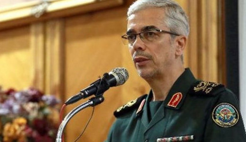 پیام تبریک رئیس ستادکل نیروهای مسلح به سرلشکر سلامی