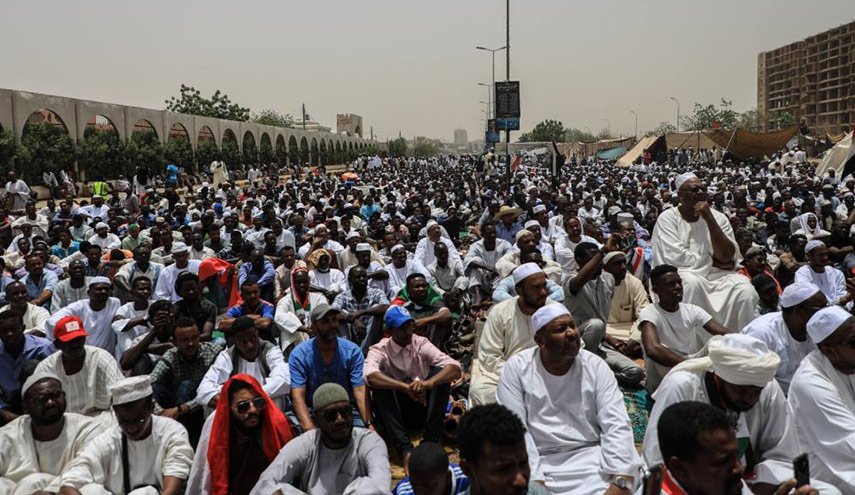 بعد تعليق المحادثات.. الى اين تتجه الازمة في السودان؟