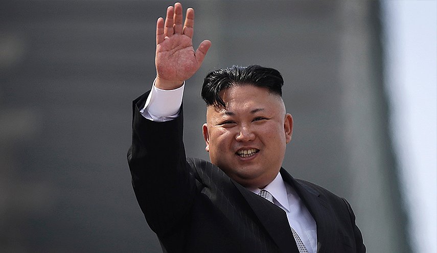 زعيم كوريا الشمالية كيم جونج أون سيزور روسيا 'قريبا' 