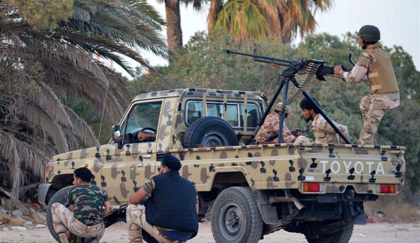 انفجار قوی در پایتخت لیبی/ جنایات جنگی نیروهای حفتر در طرابلس
