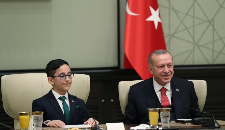 ما هي قصة تنحي أردوغان عن منصبه؟