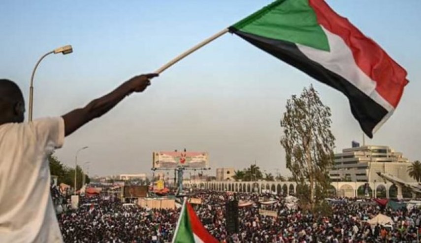 اتحادیه آفریقا برای انتقال قدرت به غیرنظامیان در سودان 60 روز مهلت داد