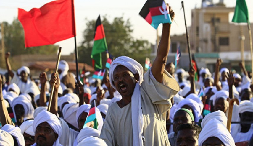 دعوة لمليونية الخميس أمام قيادة الجيش السوداني في الخرطوم

