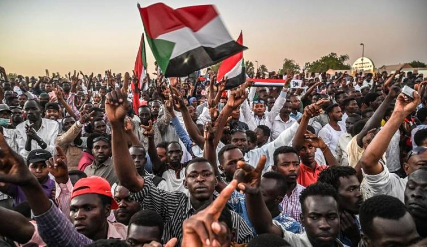 ازمة انتقال السلطة في السودان