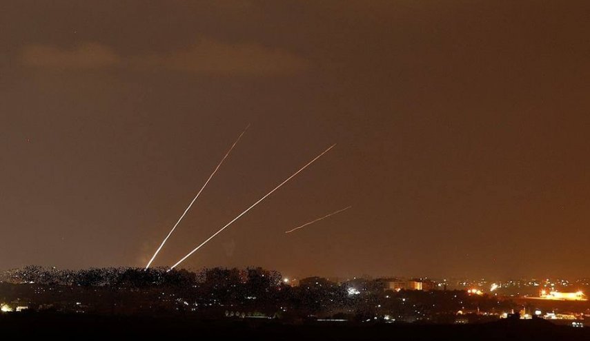 اطلاق دفعة جديدة من الصواريخ صوب مستوطنات اسرائيلية