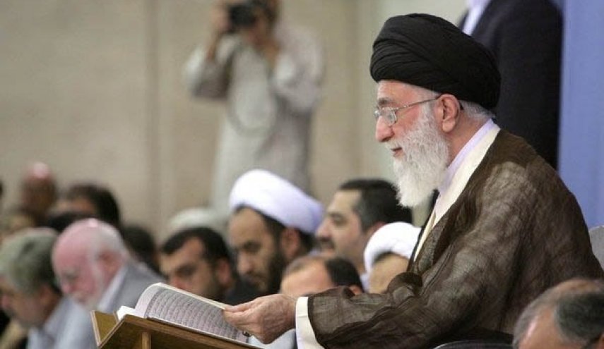إقامة مراسم قرآنية رمضانية بحضور قائد الثورة الاسلامية