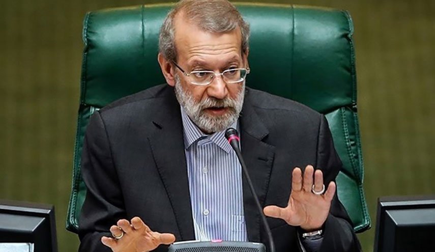 لاریجانی: نمایندگان مجلس مخالف افزایش قیمت بنزین هستند