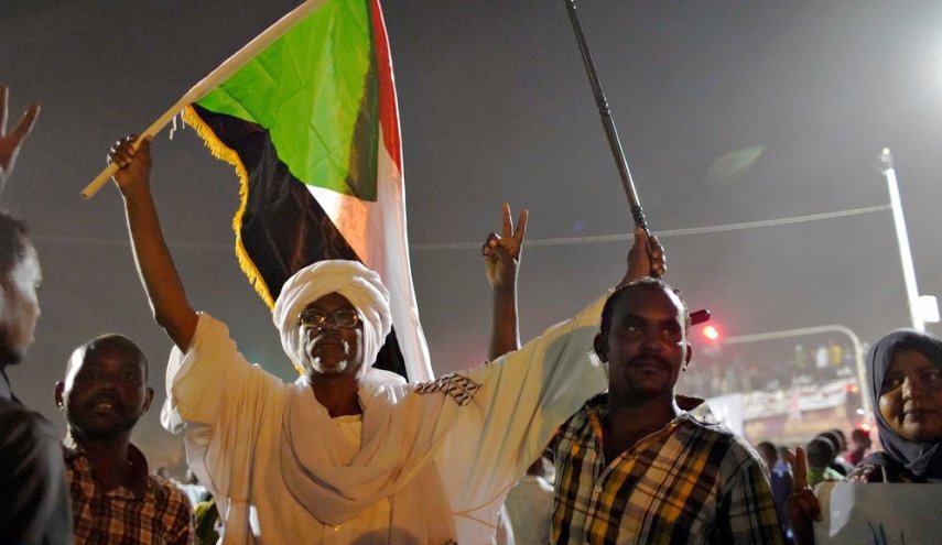 المهنيين السودانيين: