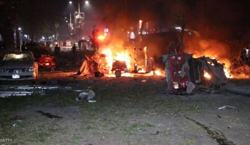 سيارة مفخخة تنفجر قرب القصر الرئاسي بالعاصمة الصومالية 