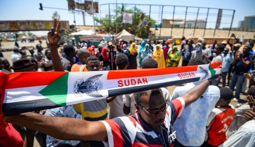 واشنطن تحمل المجلس العسكري السوداني مسؤولية مقتل ستة اشخاص الاثنين