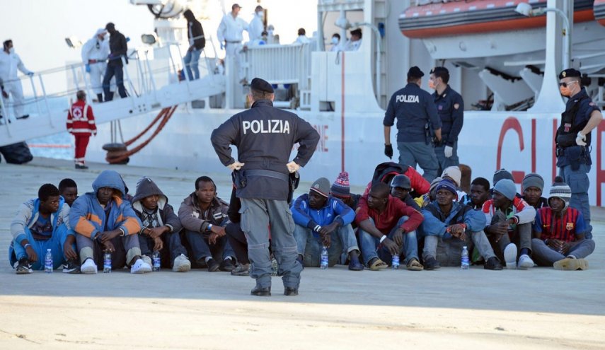 إيطاليا.. غرامة 6 آلاف دولار ضد منقذي المهاجرين