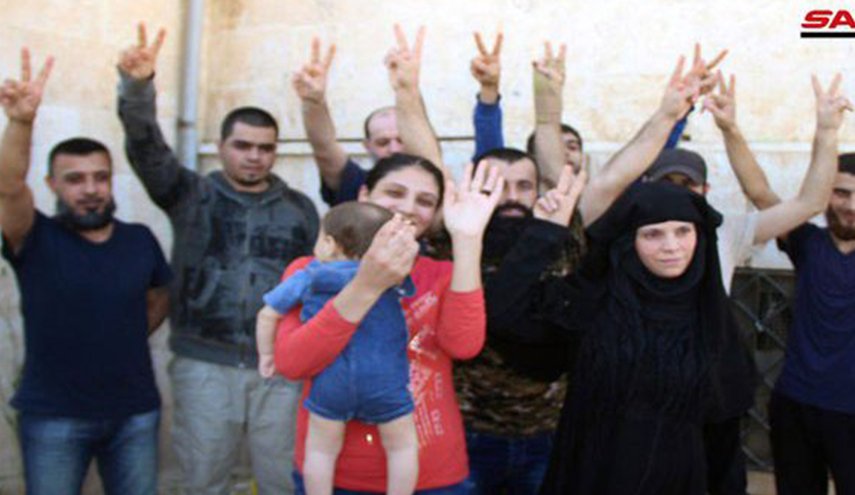 تحرير تسعة مختطفين بينهم طفل وامرأتان كانوا محتجزين لدى الارهابيين بريف حلب
