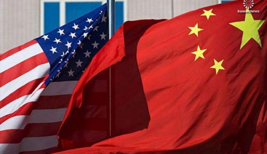 ترامب يدافع عن حربه التجارية مع الصين