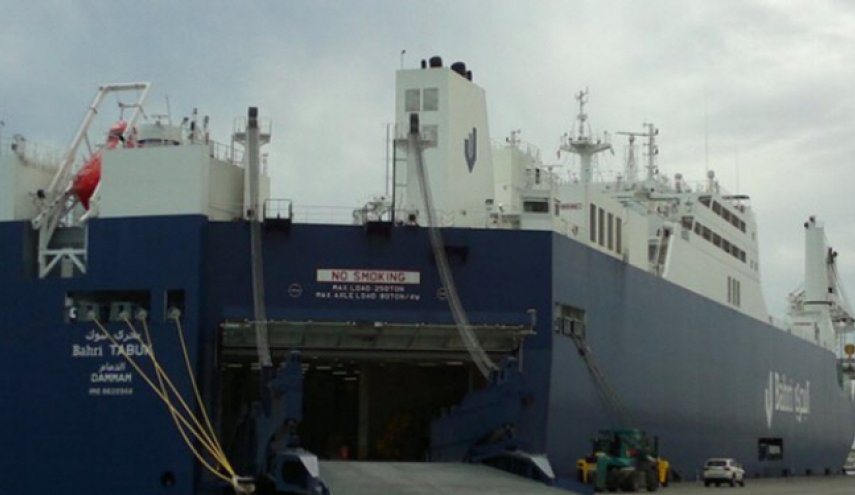 مصادر فرنسية تنفي تحميل شحنة أسلحة في السفينة السعودية