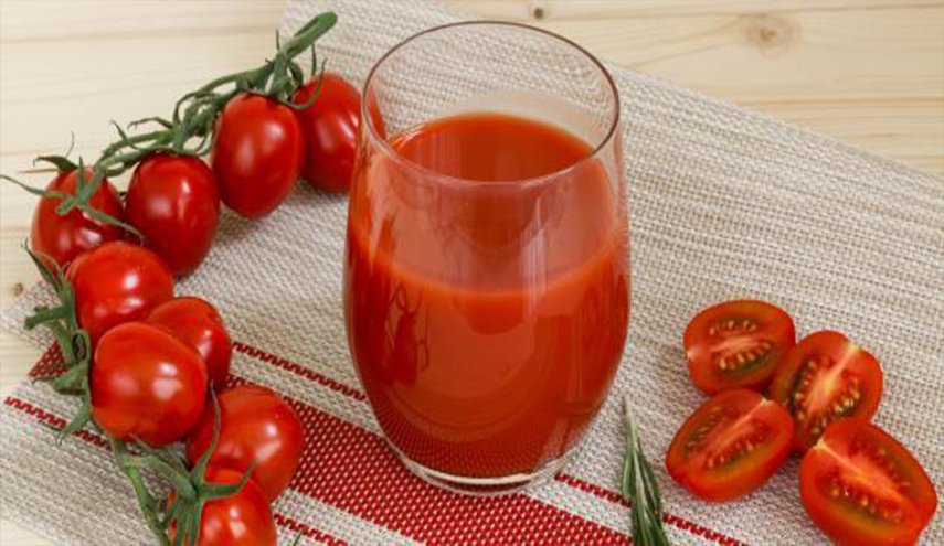 تعرف على فائدة غير متوقعة لعصير الطماطم!
