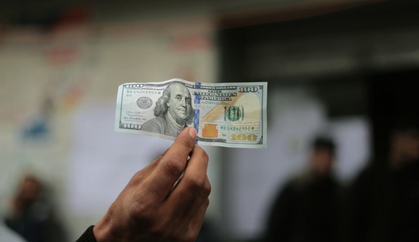 الرئيس الروسي: الدولار أصبح أداة للضغط على الدول
