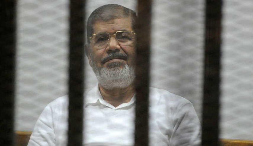 انباء عن تدهور صحة رشاد البيوم وتأجيل محاكمة مرسي