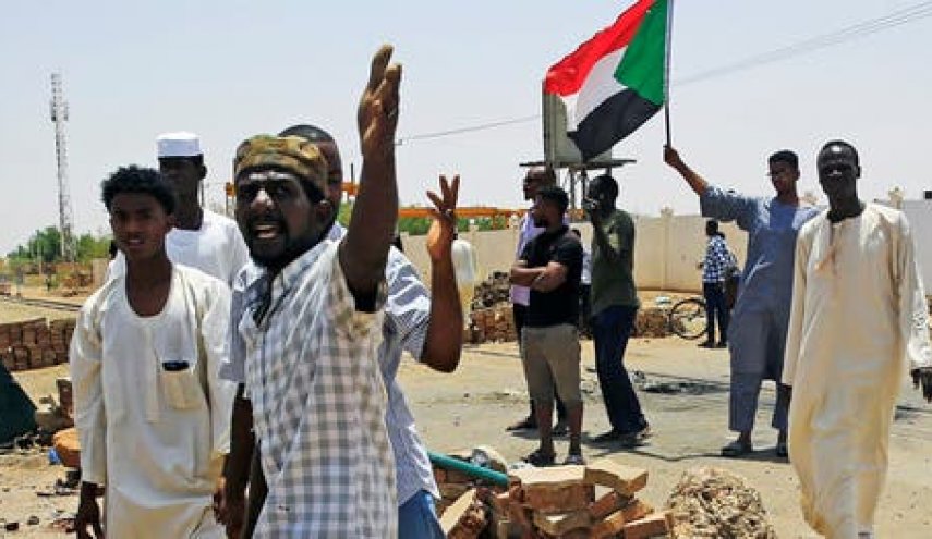 تعلیق موقت نافرمانی مدنی در سودان