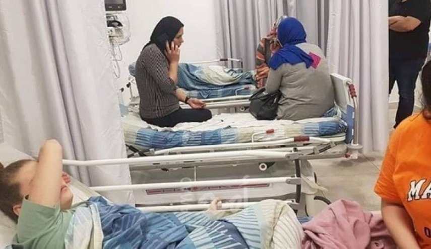 الفلسطينية عهد التميمي تتعرض لحادث سير مع والديها في رام الله