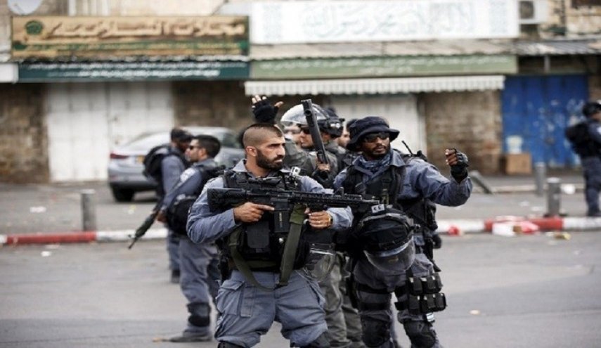 قوات الإحتلال تقتحم دارا للأيتام في القدس