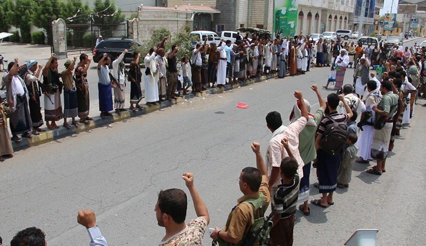 تظاهرات اهالی الحدیده در اعتراض به ادامه تجاوزات دشمن  