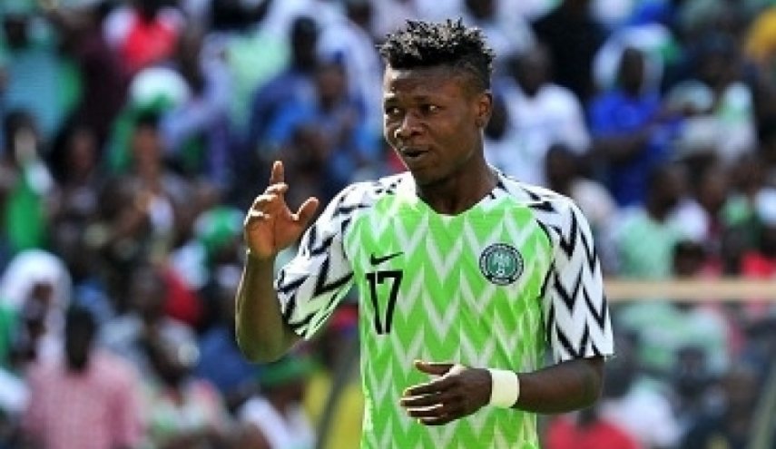 اللاعب النيجيري صامويل كالو يعود للعب بعد توقف عضلة قلبه في أرض الملعب