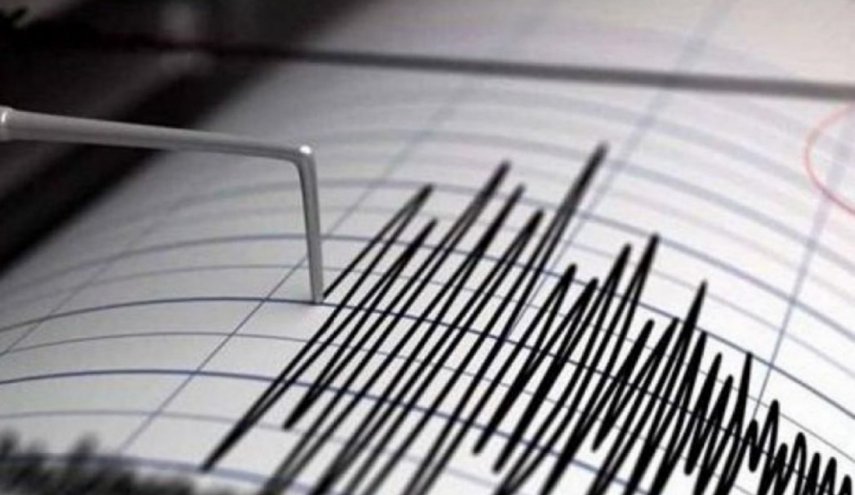 زلزال بقوة 7.5 درجة يضرب جزرا في إندونيسيا