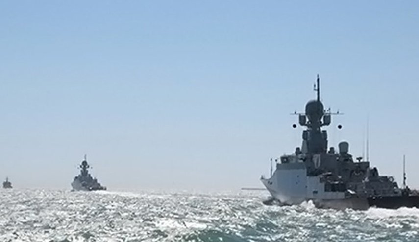أسطول بحر قزوين الروسي يطلق صواريخ نحو أهداف بحرية وجوية