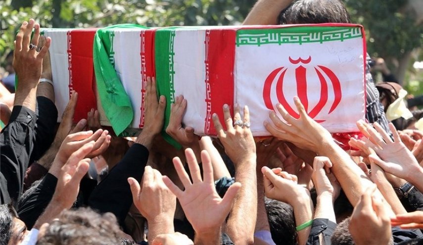 وداع مردم تهران با پیکر پاک ۱۵۰ شهید تازه تفحص شده سال‌های دفاع مقدس