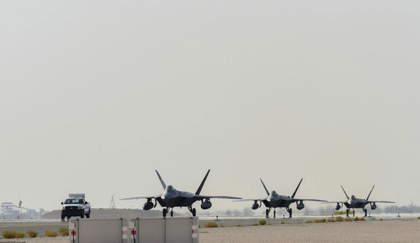 استقرار کاروان جدید از جنگنده های آمریکایی در پایگاه قطر