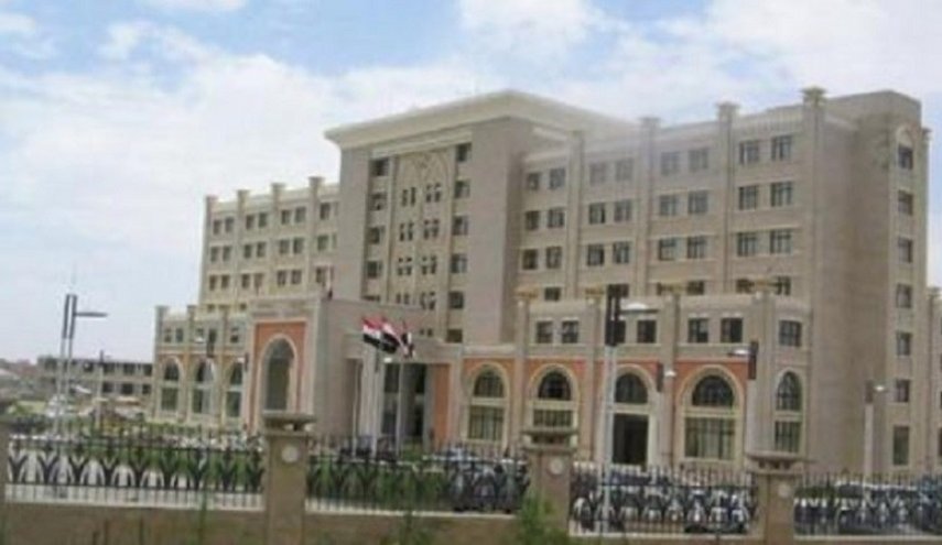 وزارت امور خارجه یمن، مانع تراشی متجاوزان برای تردد شهروندان در فرودگاه ها را محکوم کرد