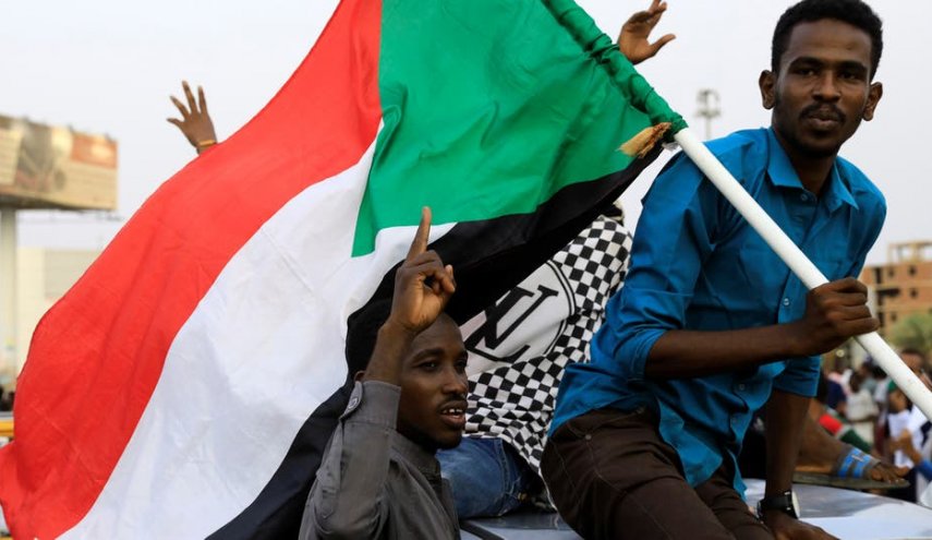 السودان.. تفاقم الخلافات بين العسكري والمعارضة